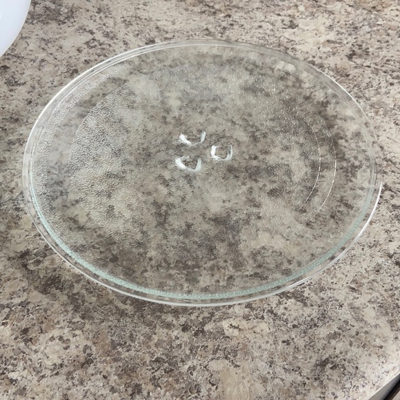 Microwave glass tray - Picture 1 of 2